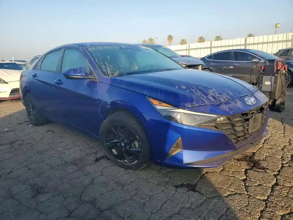 KMHLM4AJ2PU037744 2023 HYUNDAI ELANTRA-3