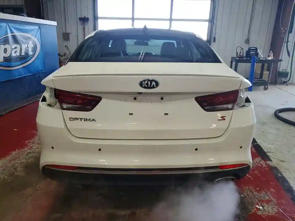 5XXGT4L39JG246953 2018 KIA OPTIMA-5