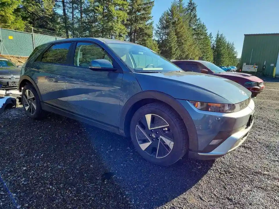 7YAKMDDCXSY019614 2025 HYUNDAI IONIQ-3