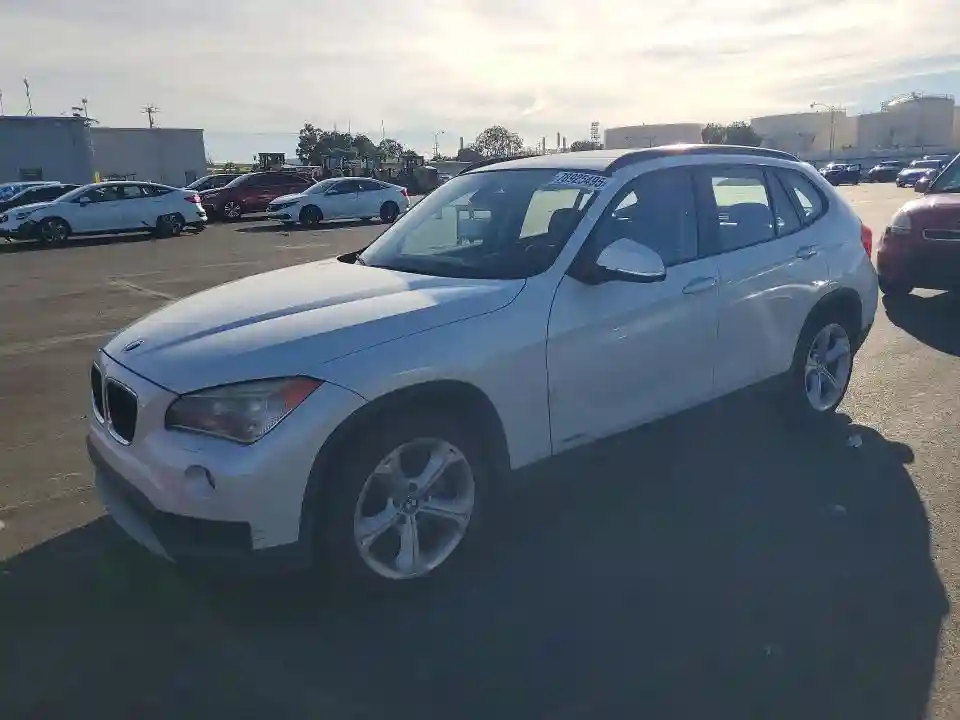 WBAVM5C52DVV91159 2013 BMW X1-0