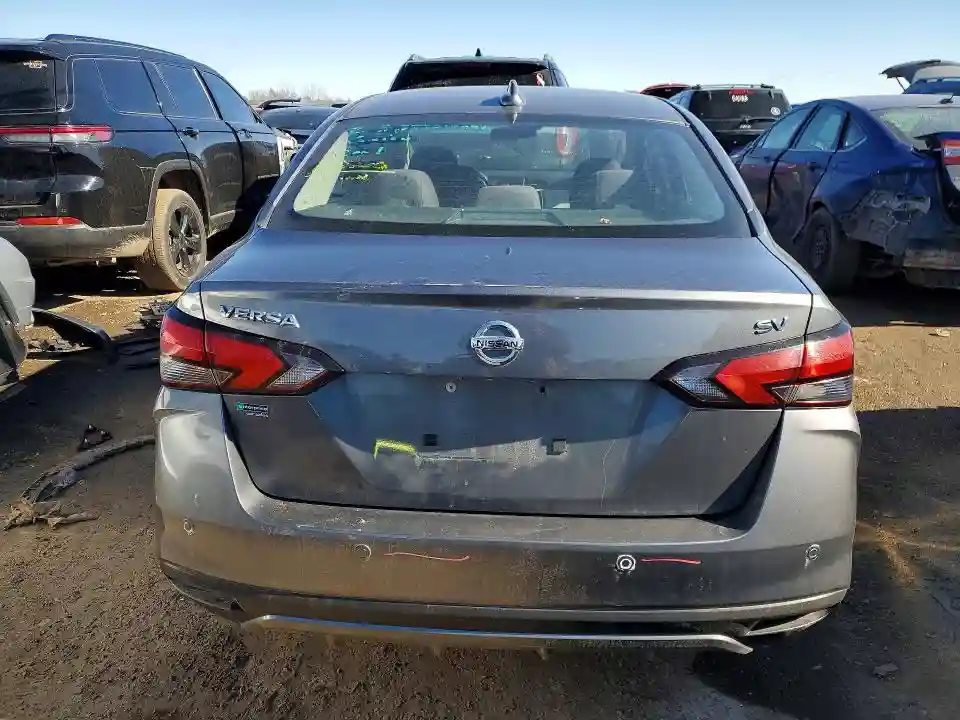 3N1CN8EV5ML844872 2021 NISSAN VERSA-5