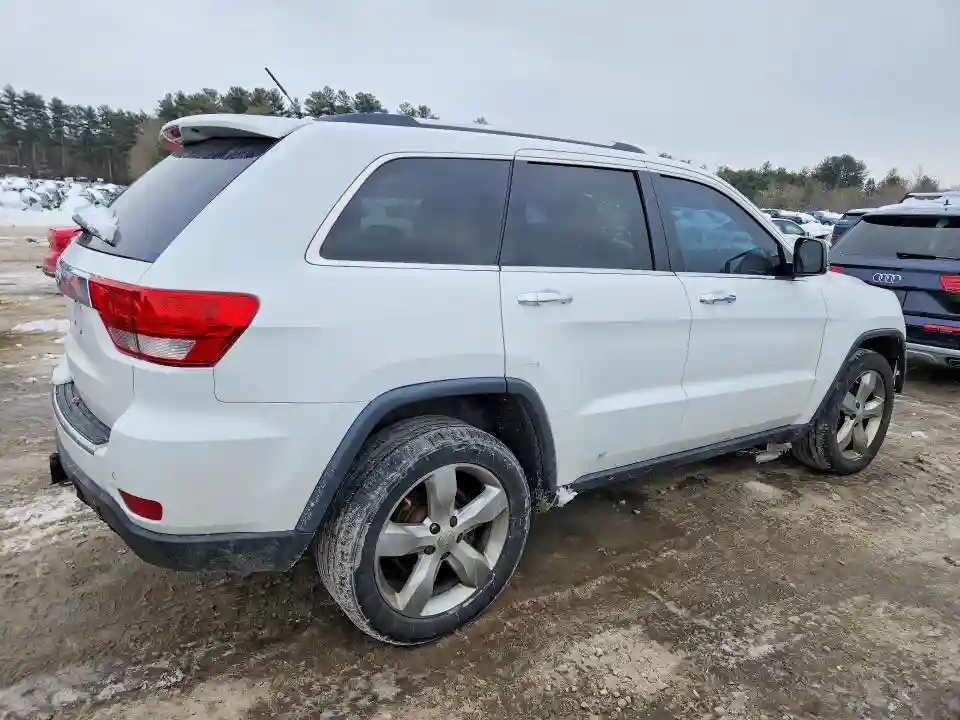 1C4RJFCT7DC615534 2013 JEEP GRAND CHEROKEE-2