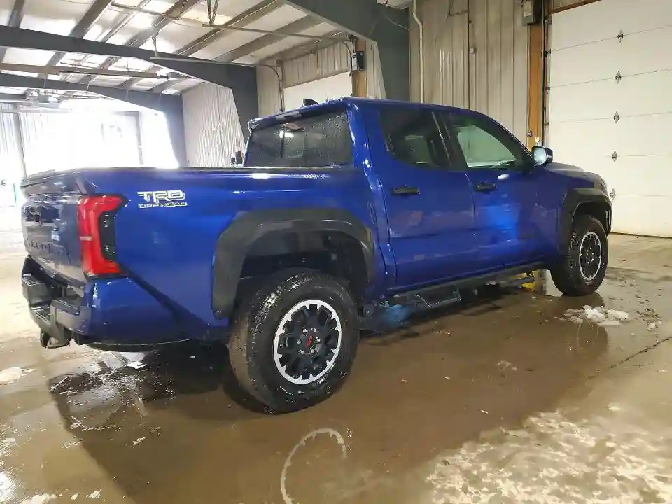3TMLB5JN9RM037332 2024 TOYOTA TACOMA-2