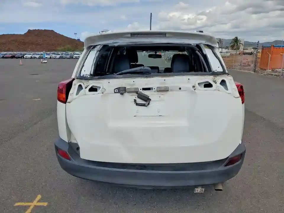 JTMYFREV2FD070742 2015 TOYOTA RAV4-5