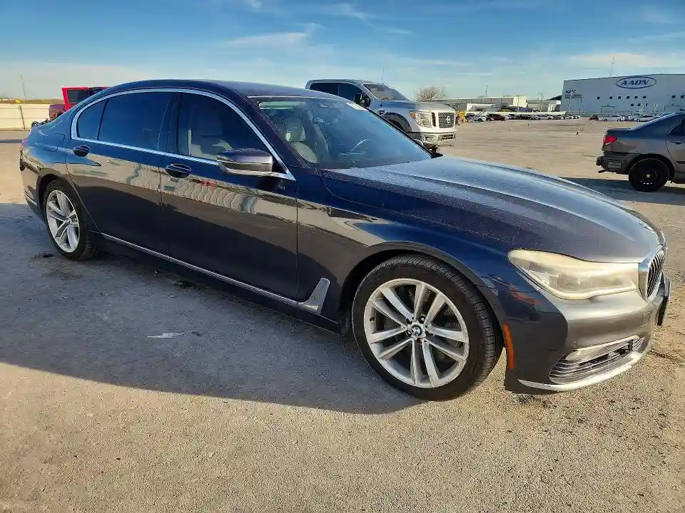 WBA7F0C51GGL99651 2016 BMW 7 SERIES-3
