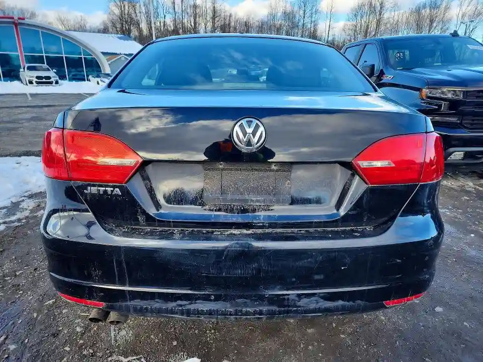 3VW2K7AJ7DM305644 2013 VOLKSWAGEN JETTA-5