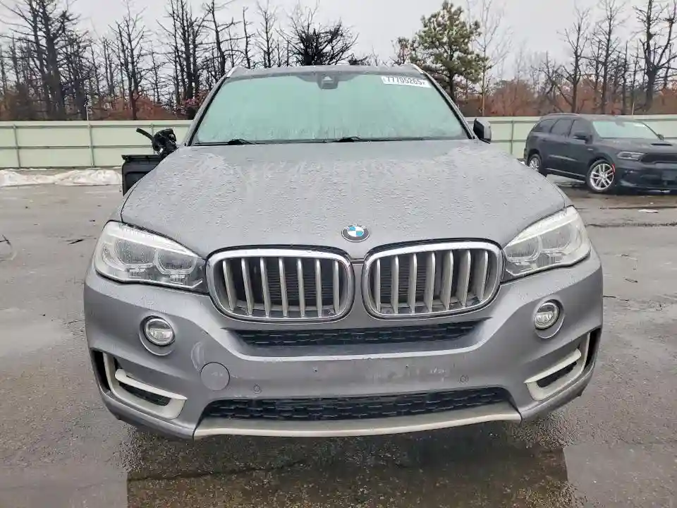 5UXKR0C58J0Y02754 2018 BMW X5-4