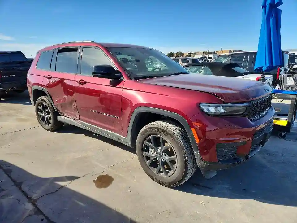 1C4RJJAG6S8697491 2025 JEEP GRAND CHEROKEE-3