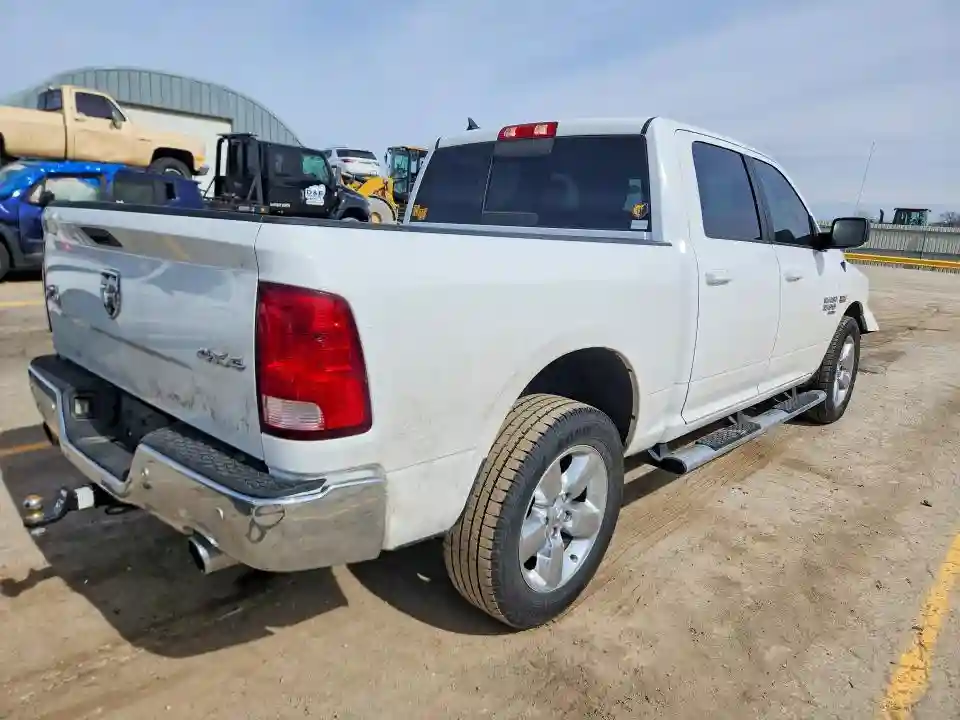 1C6RR7LT4KS523340 2019 RAM 1500-2