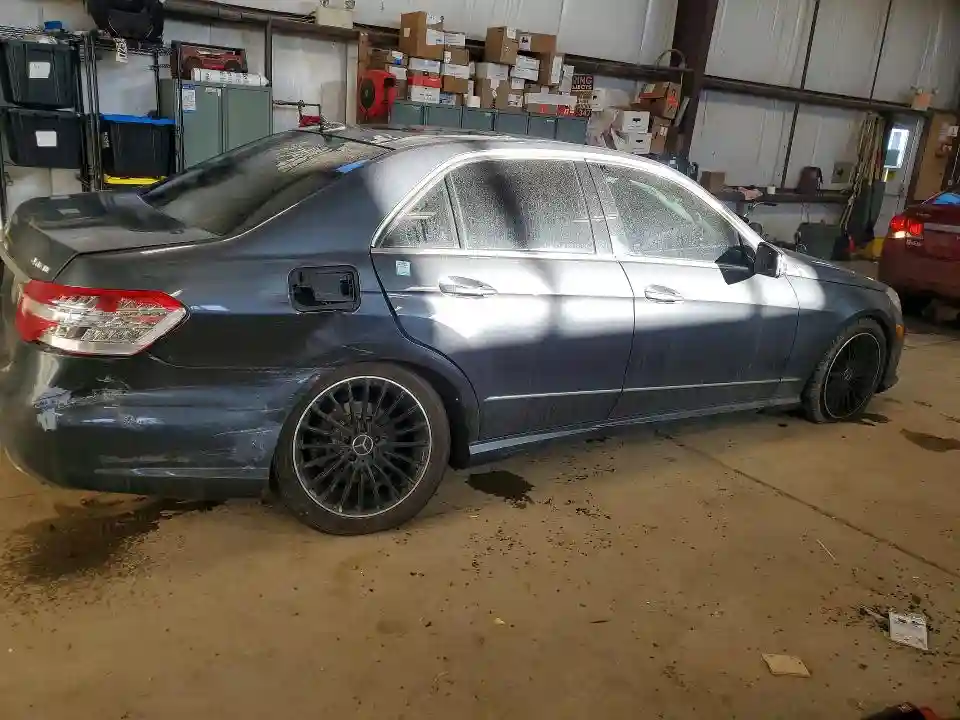 WDDHF8HBXAA070595 2010 MERCEDES-BENZ E-CLASS-2
