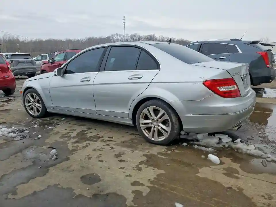 WDDGF4HB9DA743465 2013 MERCEDES-BENZ C-CLASS-1