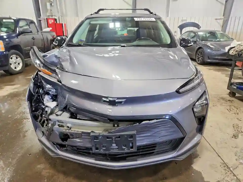 1G1FY6S05P4120617 2023 CHEVROLET BOLT EUV-4