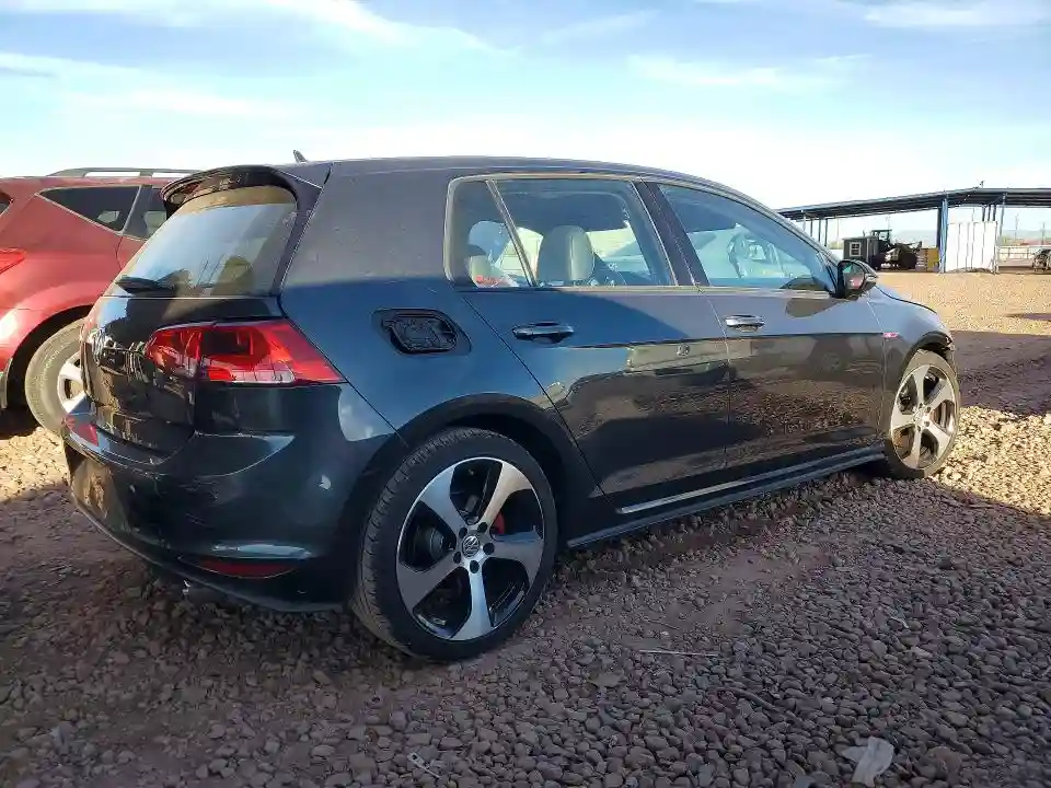 3VW4T7AU8FM063188 2015 VOLKSWAGEN GTI-2