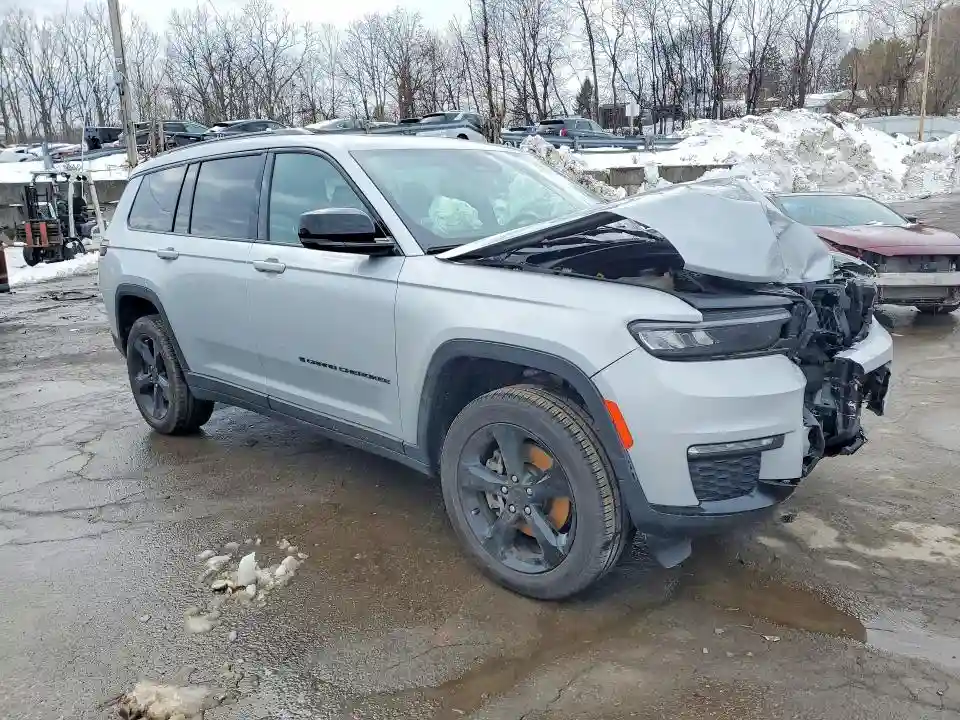 1C4RJKBG7S8632945 2025 JEEP GRAND CHEROKEE-3