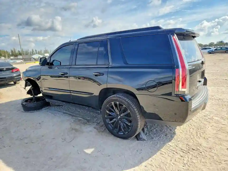 1GYS4DKJXKR214092 2019 CADILLAC ESCALADE-1