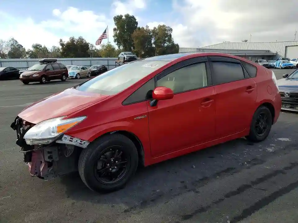 JTDKN3DU1F0469762 2015 TOYOTA PRIUS-0
