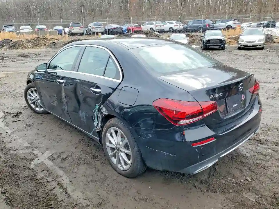 W1K3G4EB7NJ356611 2022 MERCEDES BENZ A-CLASS-1