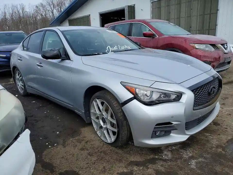 JN1EV7AR9HM836491 2017 INFINITI Q50-3