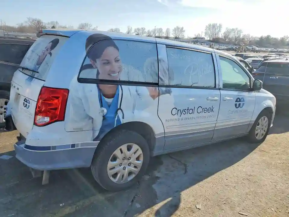 2C4RDGBGXHR555506 2017 DODGE CARAVAN-2