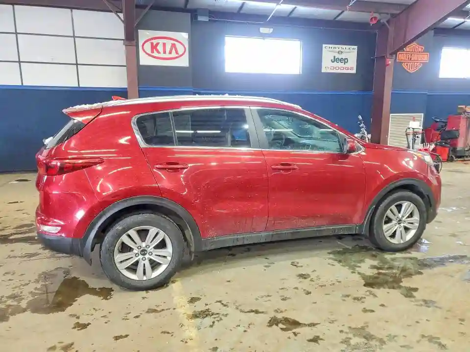 KNDPMCAC9H7271798 2017 KIA SPORTAGE-2