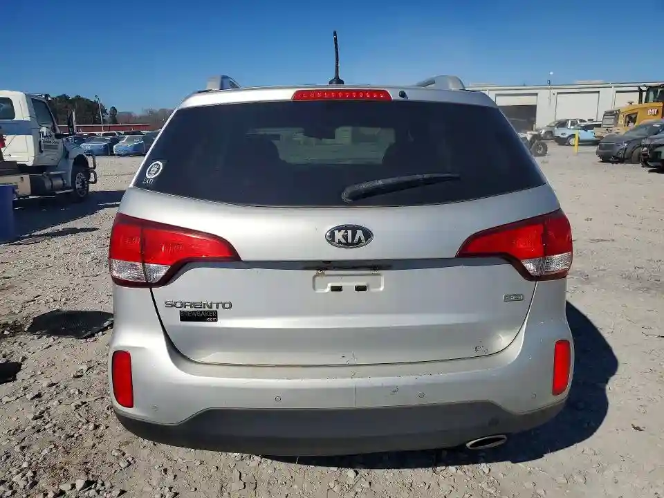 5XYKTCA69FG554970 2015 KIA SORENTO-5