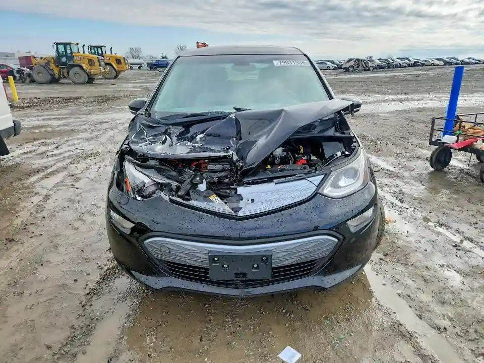 1G1FW6S06J4133597 2018 CHEVROLET BOLT-4