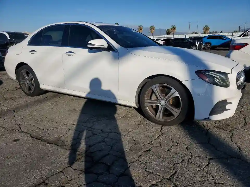WDDZF4KB8HA098329 2017 MERCEDES-BENZ E-CLASS-3