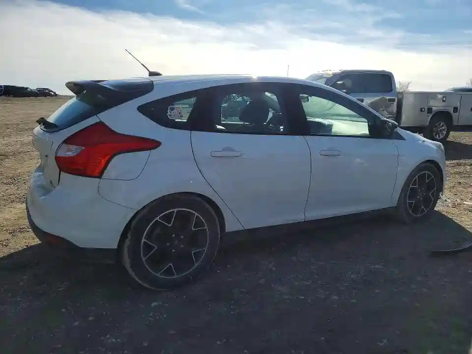 1FADP3K27EL106714 2014 FORD FOCUS-4