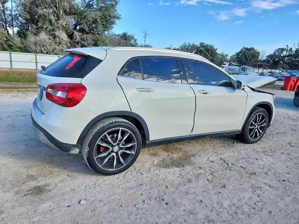 WDCTG4EB3FJ109088 2015 MERCEDES-BENZ GLA-CLASS-2