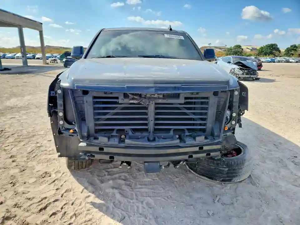 1GYS4DKJXKR214092 2019 CADILLAC ESCALADE-4