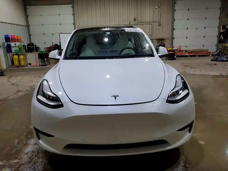 5YJYGDEE6MF071043 2021 TESLA MODEL Y-4