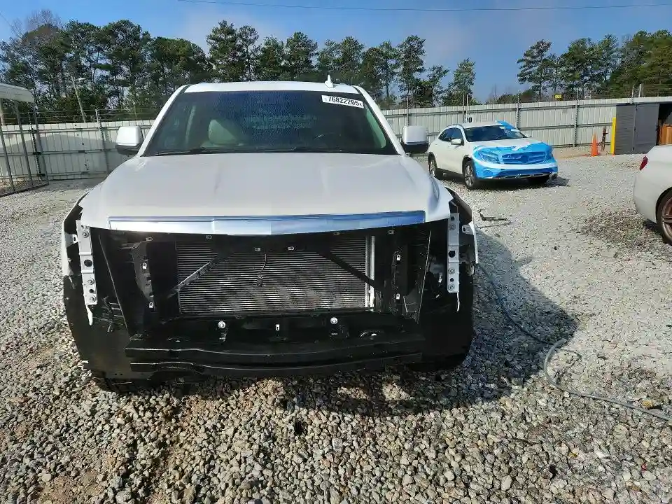 1GYS3BKJ4HR355224 2017 CADILLAC ESCALADE-4