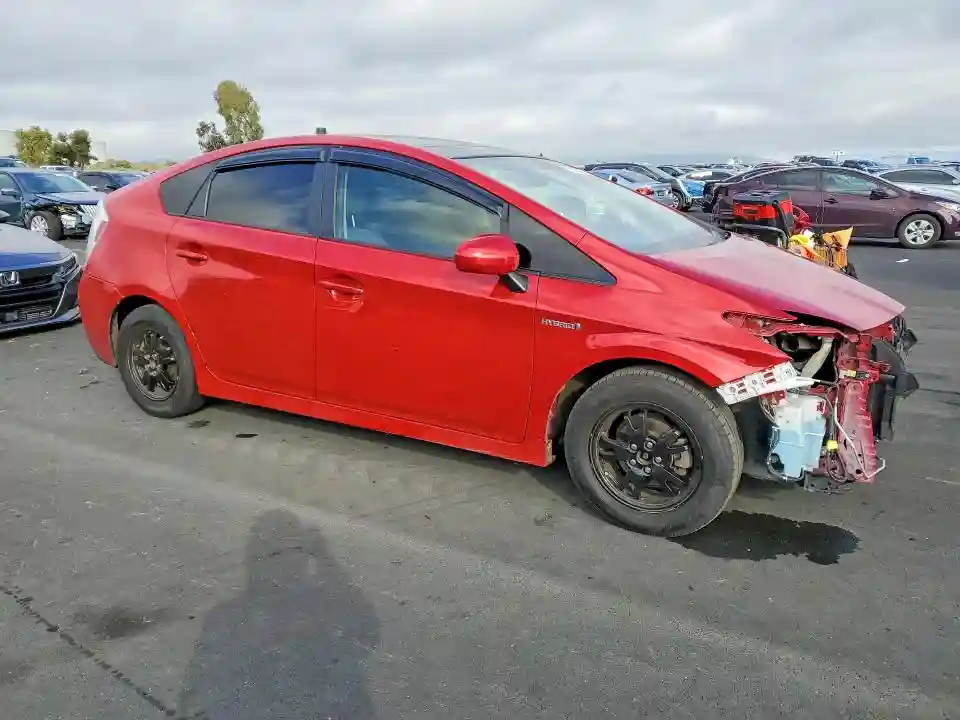 JTDKN3DU1F0469762 2015 TOYOTA PRIUS-3