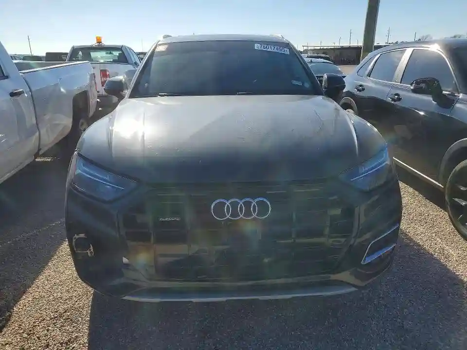 WA1BAAFY4M2010205 2021 AUDI Q5-4