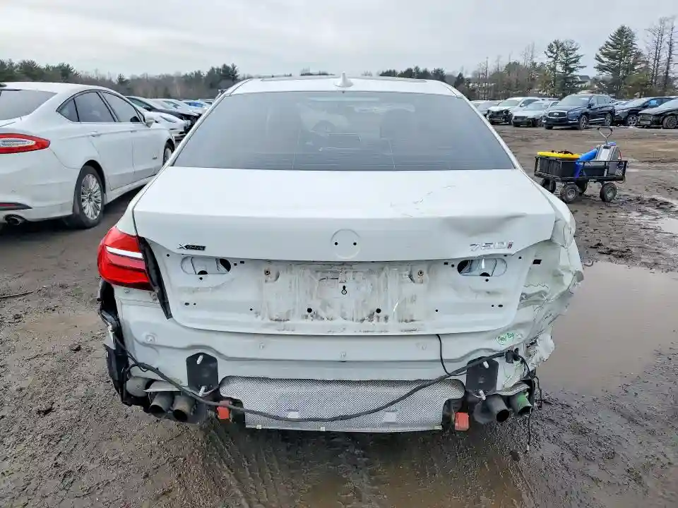 WBA7F2C52HG422139 2017 BMW 750-5