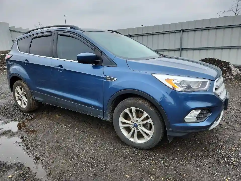 1FMCU0HD8JUC45224 2018 FORD ESCAPE-3