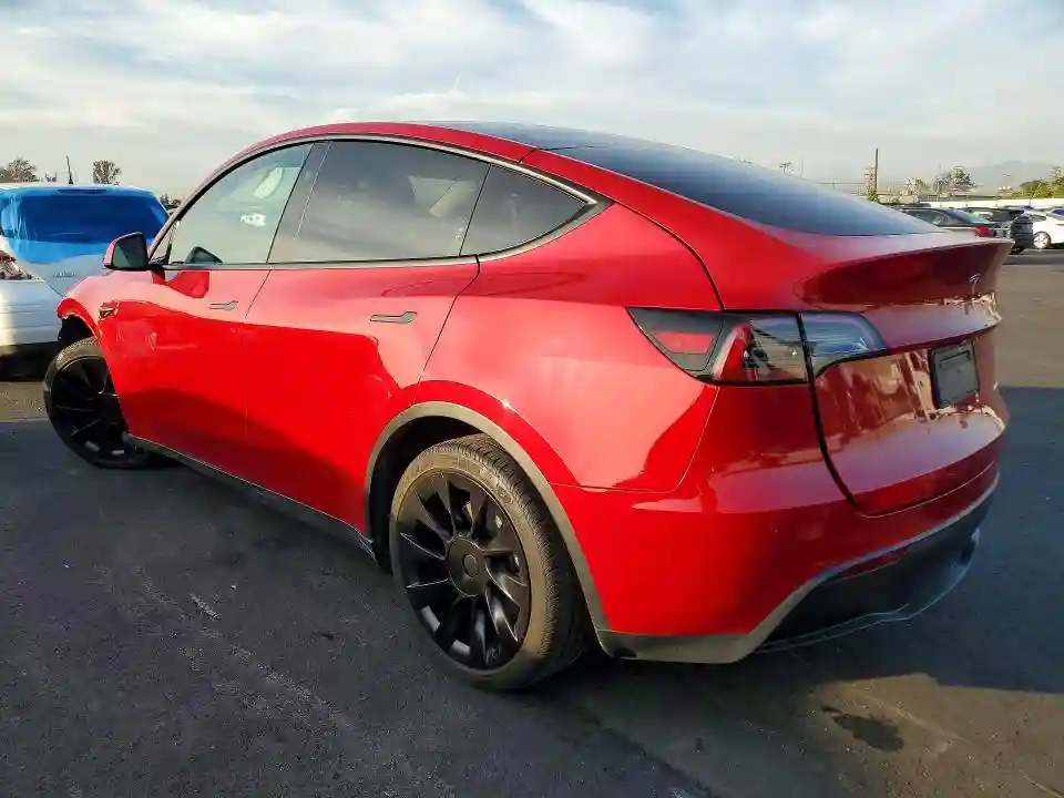 7SAYGAEE5PF830660 2023 TESLA MODEL Y-1