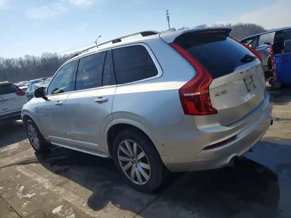 YV4102PK4J1347394 2018 VOLVO XC90-1