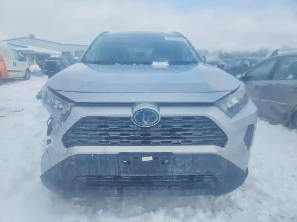 2T3MWRFV4KW027952 2019 TOYOTA RAV4-4