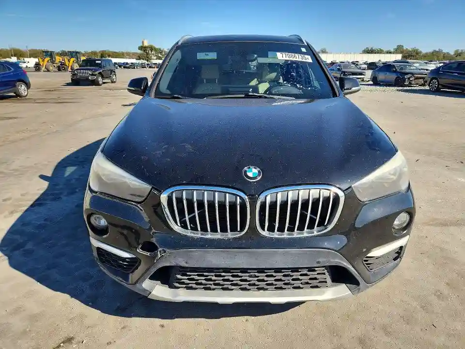 WBXHT3C37H5F87044 2017 BMW X1-4