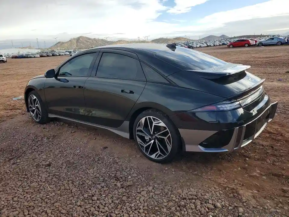 KMHM54AA7RA058031 2024 HYUNDAI IONIQ 6-1