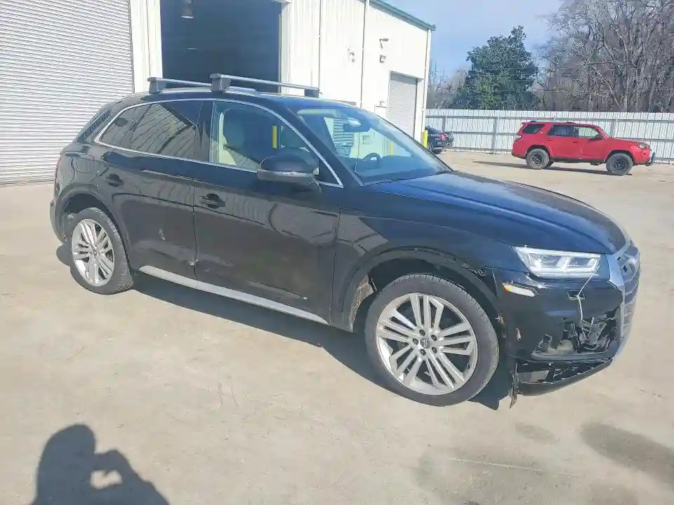 WA1BNAFY0J2087413 2018 AUDI Q5-3
