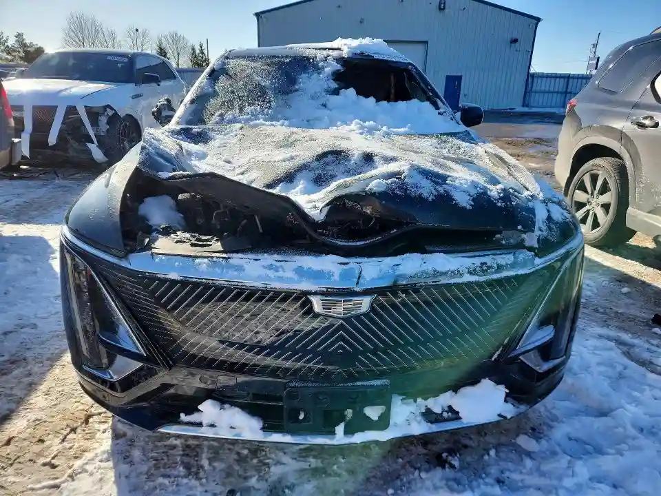 1GYKPMRK8RZ103444 2024 CADILLAC LYRIQ TECH-4