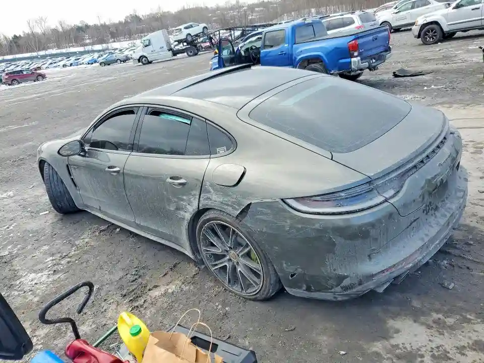 WP0AE2A74PL120258 2023 PORSCHE PANAMERA-1