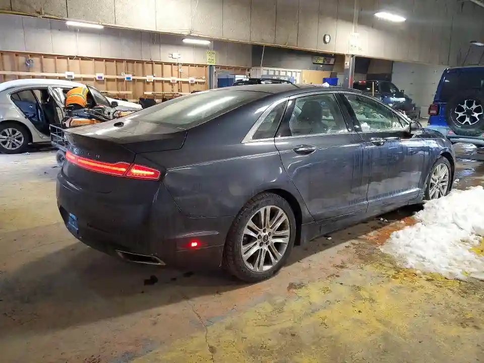 3LN6L2LU1ER817895 2014 LINCOLN MKZ-2
