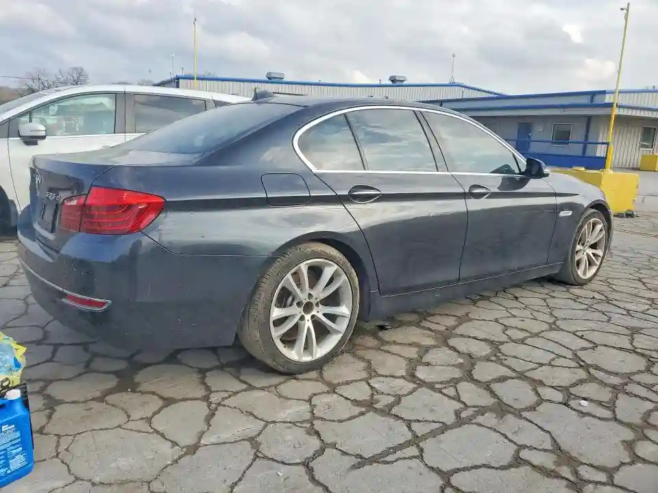 WBAXA5C57GD691978 2016 BMW 5 SERIES-2