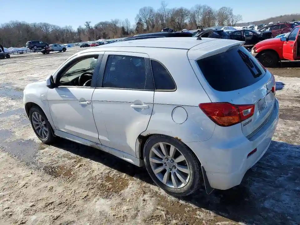 JA4AR4AU5BZ005383 2011 MITSUBISHI OUTLANDER-1