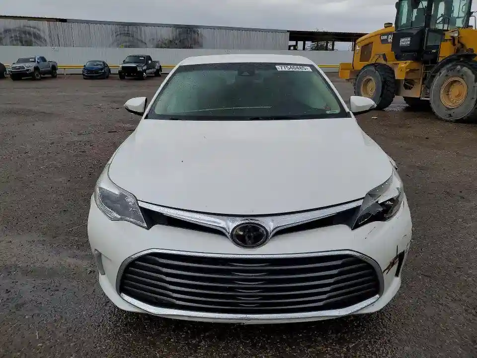 4T1BK1EB5JU286887 2018 TOYOTA AVALON-4