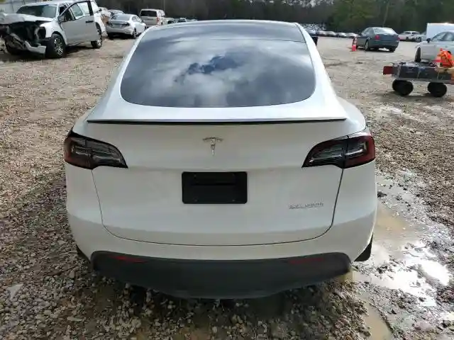 7SAYGDEF4PF699800 2023 TESLA MODEL Y-5
