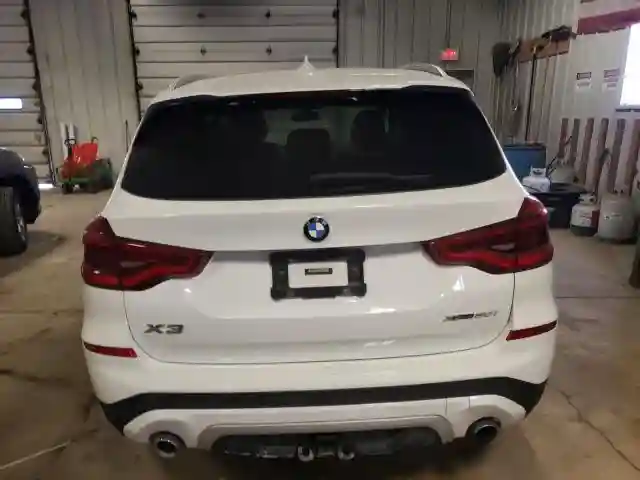 5UXTR9C54JLD74711 2018 BMW X3-5